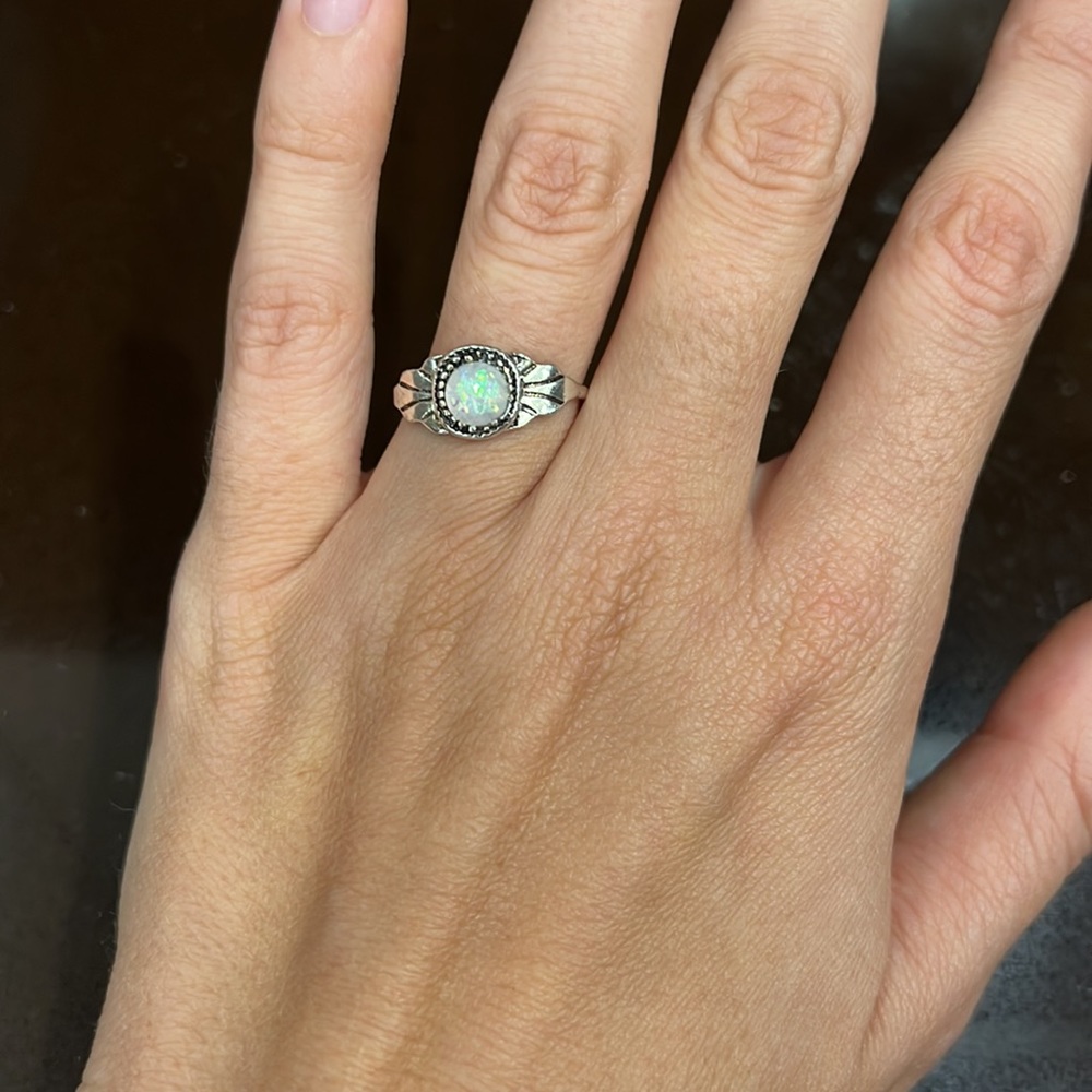 Moonstone ring - Picture 10 of 10
